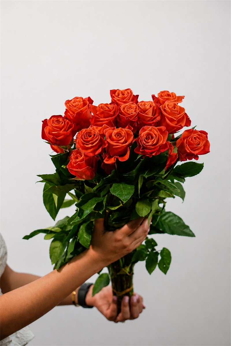 Ramo coral de rosas | Almacen Floral