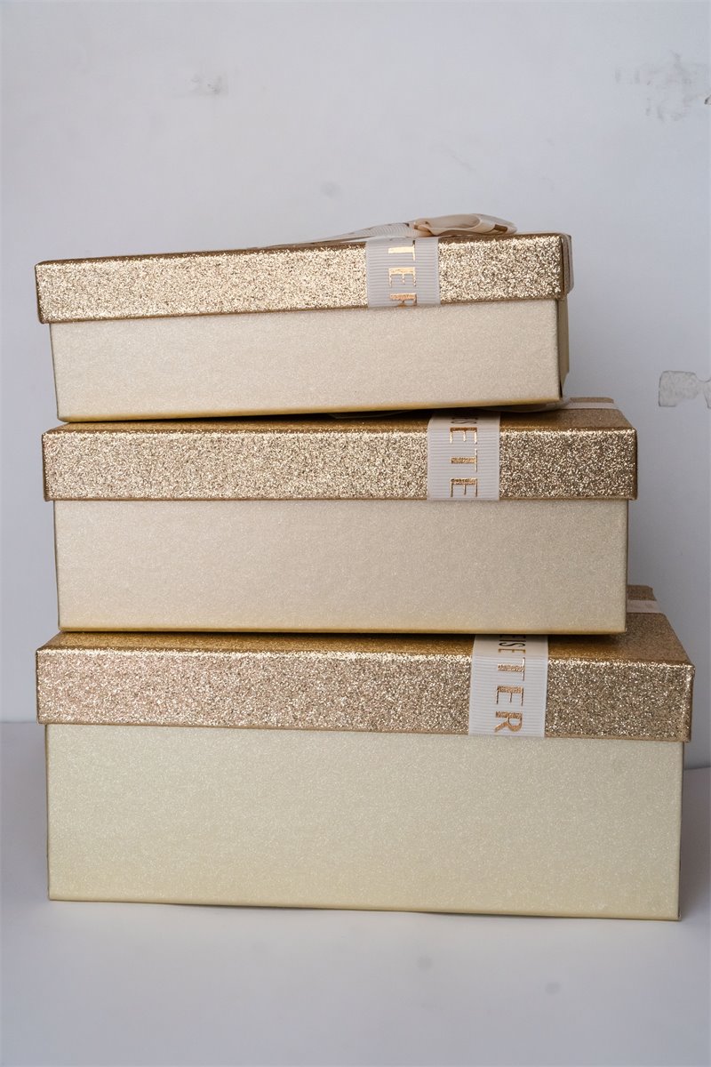 Caja dorada premium | Almacen Floral