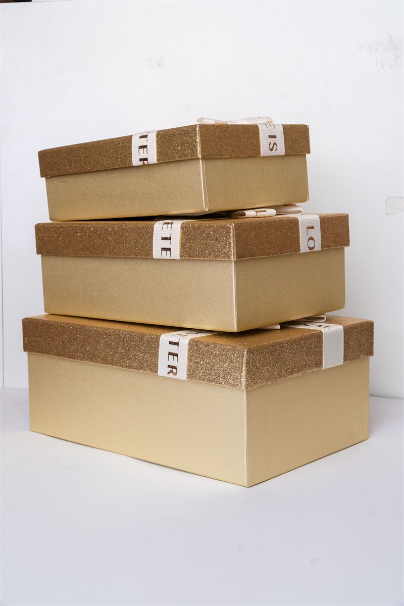 Caja dorada premium | Almacen Floral