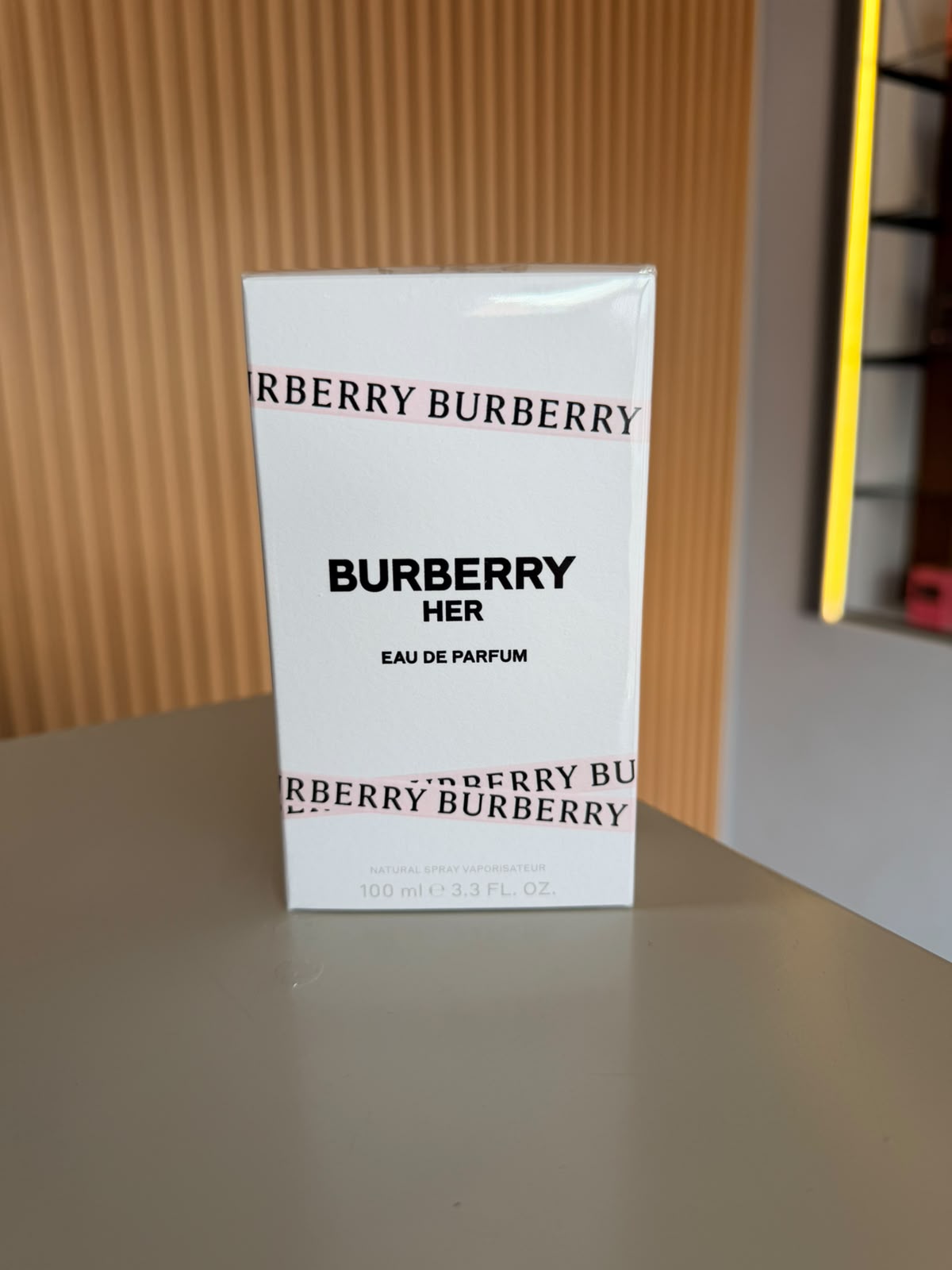 Burberry Her Eau de Parfum | Almacen Floral