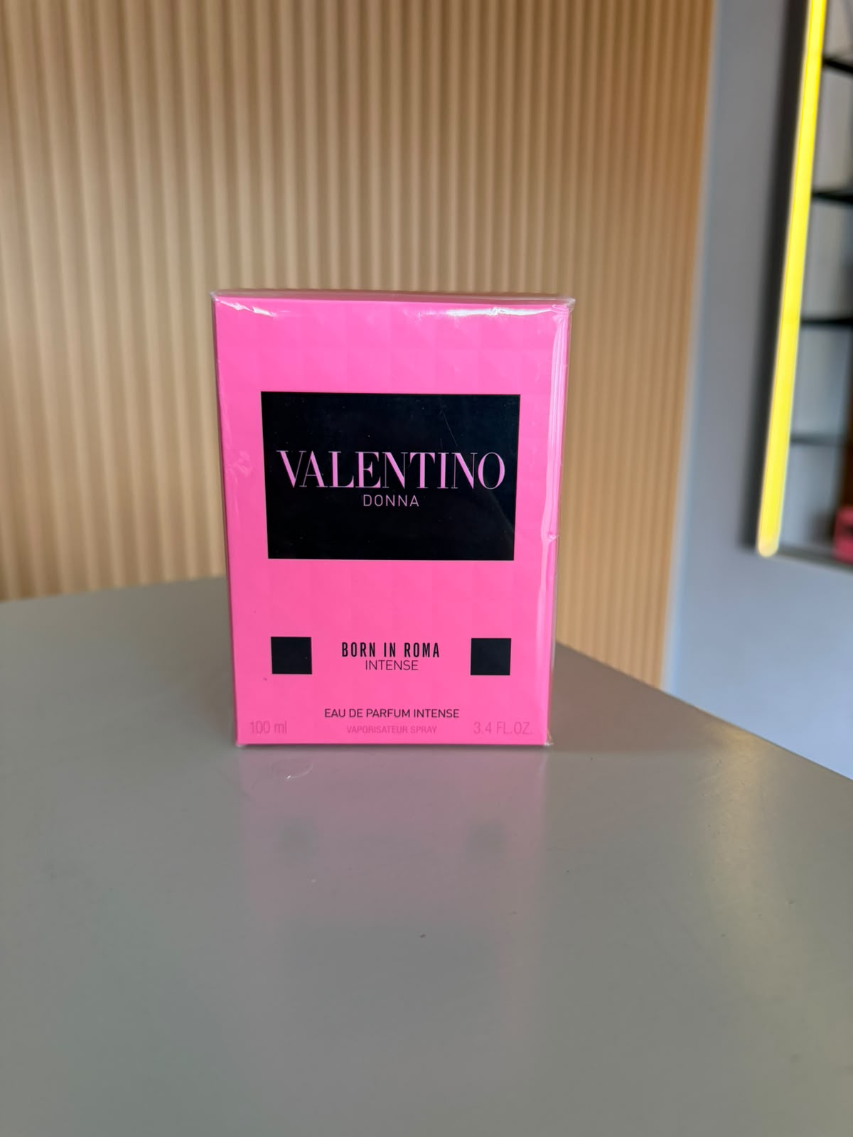 Valentino Donna Born in Roma Intense | Almacen Floral