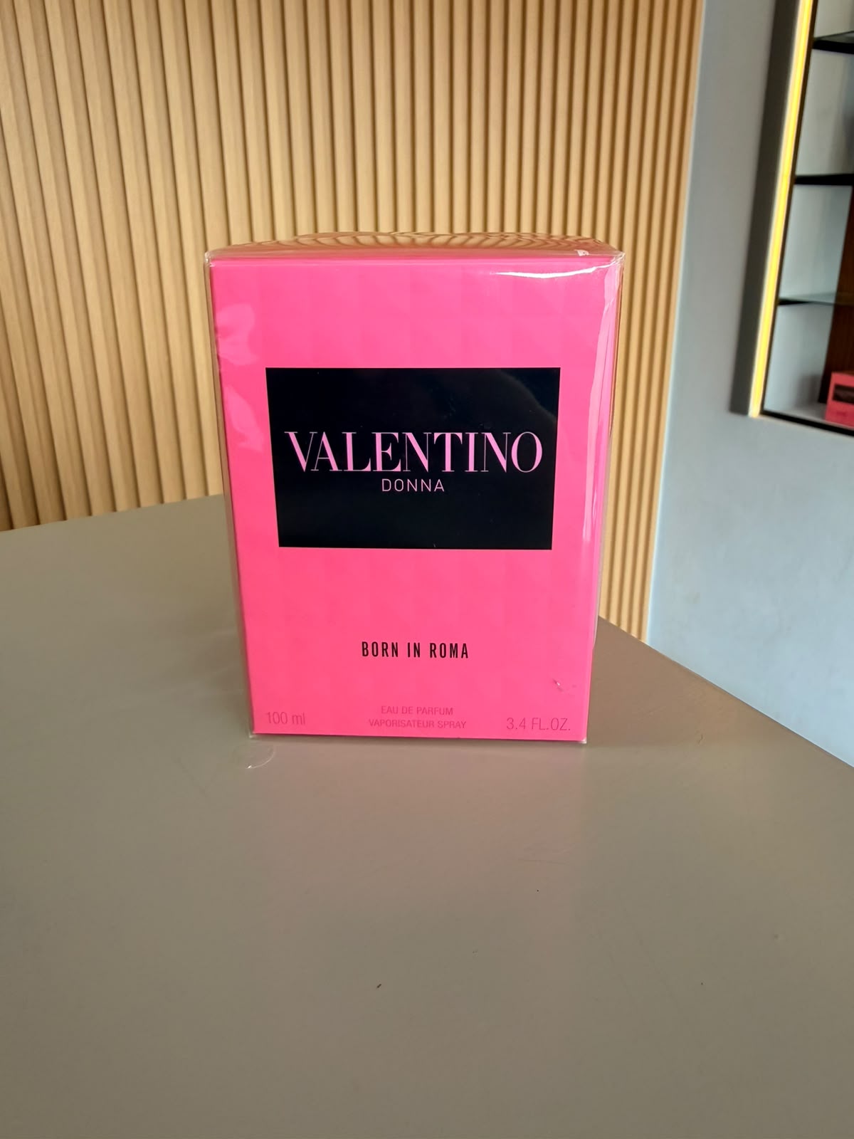 Valentino Donna Born in Roma | Almacen Floral